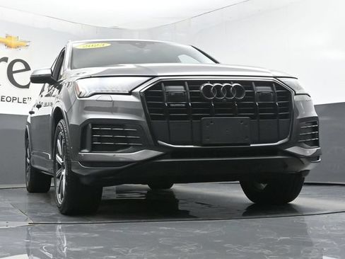 Used 2023 Audi Q7 2.0T Premium Plus w/ Premium Plus Package AWD/4WD image 3