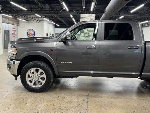 Used 2019 RAM 2500 Laramie AWD/4WD image 5