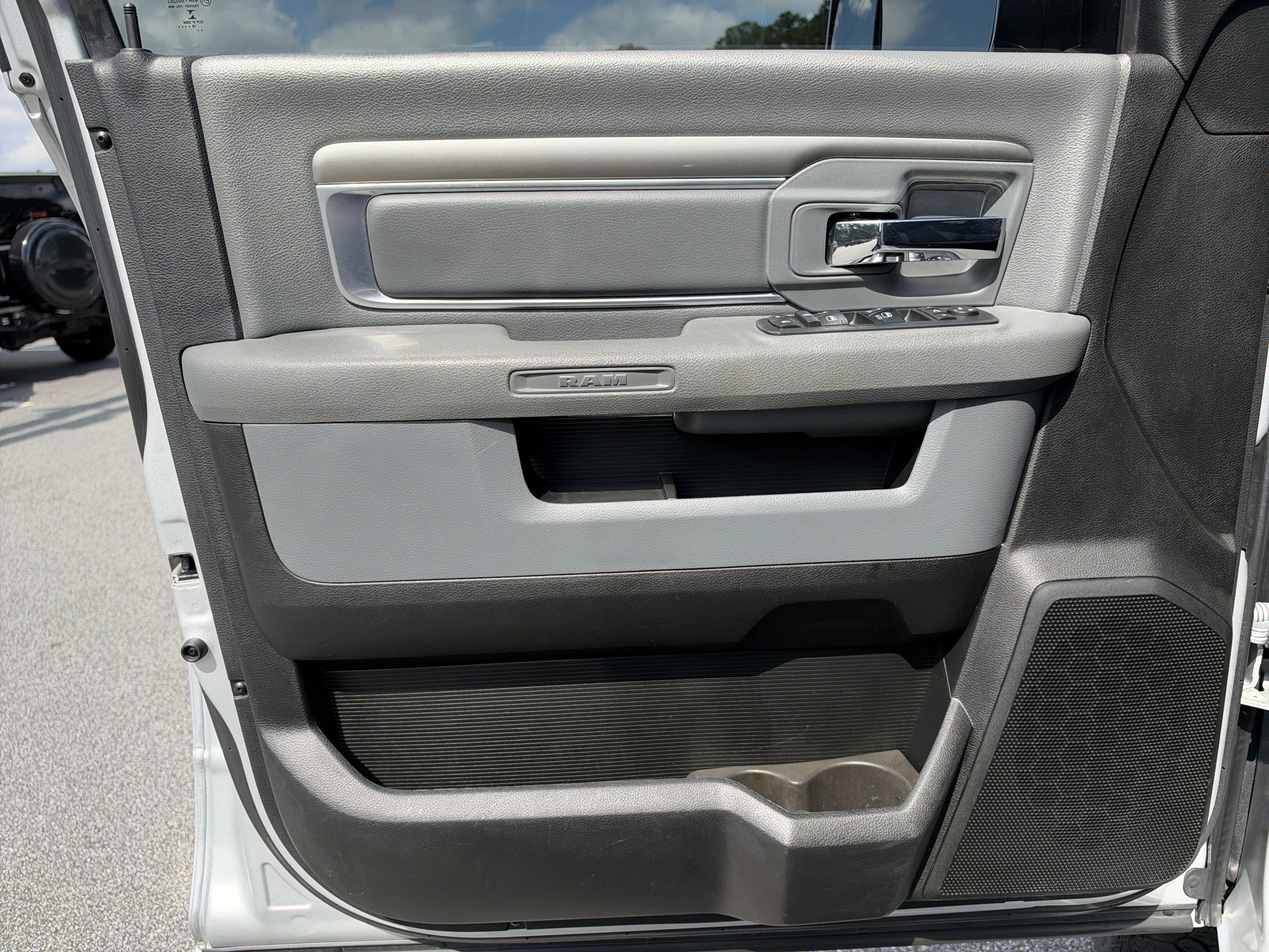 Used 2018 RAM 2500 Big Horn AWD/4WD image 12
