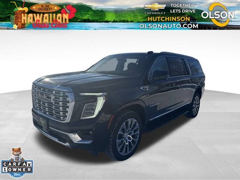 Used 2025 GMC Yukon XL Denali image 1