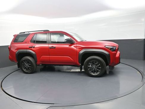Used 2026 Toyota 4Runner SR5 AWD/4WD image 60