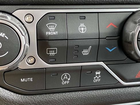 New 2026 Jeep Gladiator Sport AWD/4WD image 11
