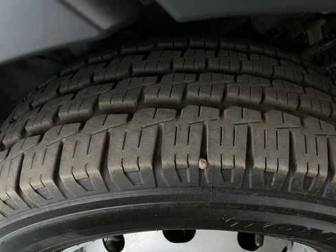 Used 2017 Ford Transit 150 XL image 10