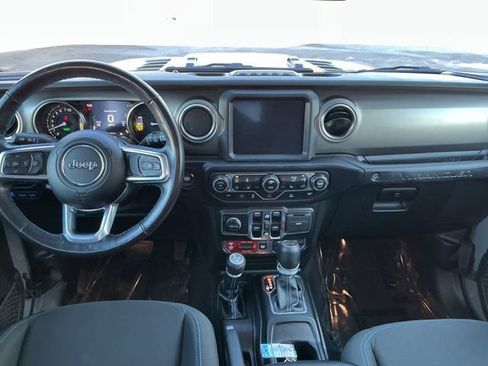 Used 2021 Jeep Wrangler Unlimited Rubicon 4xe w/ Cold Weather Group AWD/4WD image 37