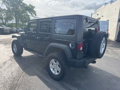 Used 2014 Jeep Wrangler Unlimited Sport w/ Quick Order Package 24S AWD/4WD image 5