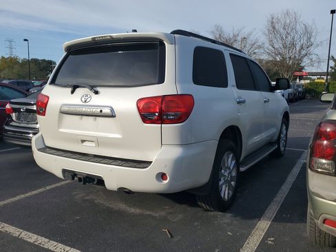 Used 2016 Toyota Sequoia Platinum image 7