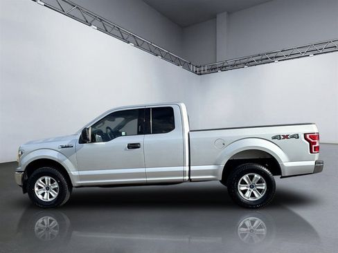 Used 2018 Ford F150 XLT AWD/4WD image 2