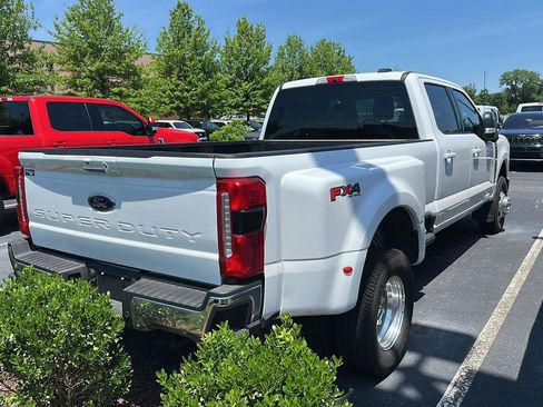 Used 2025 Ford F350 Lariat w/ FX4 Off-Road Package AWD/4WD image 3