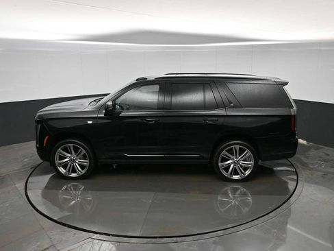 Used 2025 Cadillac Escalade Sport w/ Touring Package image 29
