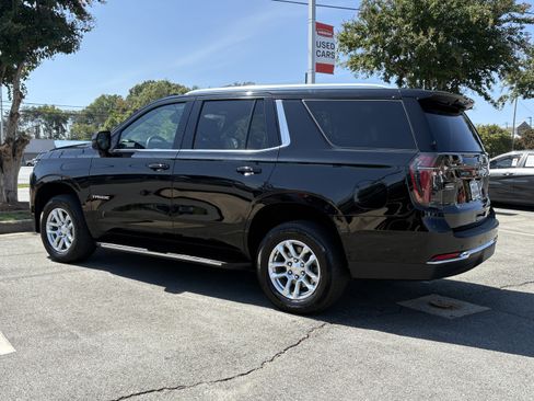 Used 2025 Chevrolet Tahoe LT RWD image 3
