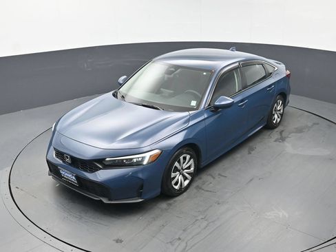 Used 2025 Honda Civic LX image 33