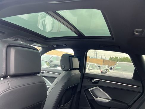 New 2025 Audi Q3 2.0T Premium image 21
