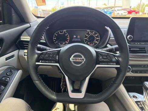 Used 2019 Nissan Altima 2.5 Platinum image 13