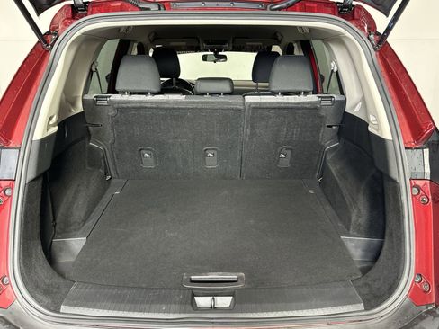 Used 2023 Nissan Rogue SV FWD image 24