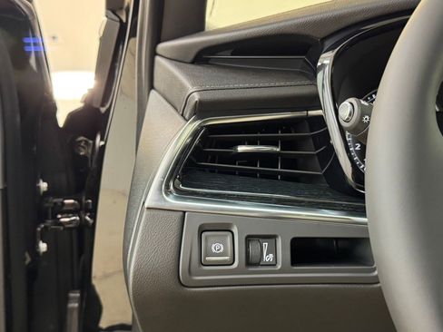 New 2025 Cadillac XT5 Premium Luxury image 32