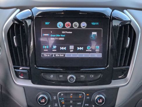 Used 2019 Chevrolet Traverse LT FWD image 19