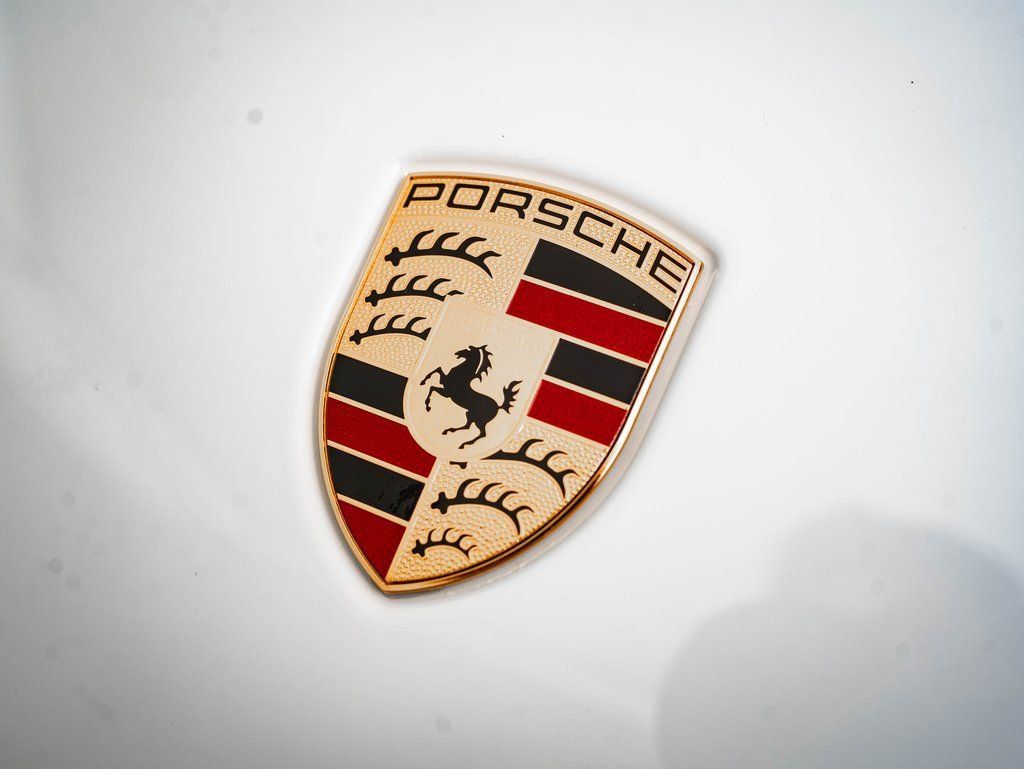 Certified 2026 Porsche Macan AWD/4WD image 17