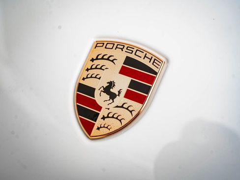 Used 2026 Porsche Macan image 17