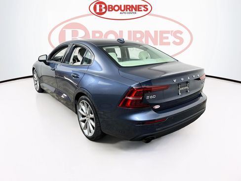 Used 2020 Volvo S60 T6 Momentum w/ Protection Package AWD/4WD image 10