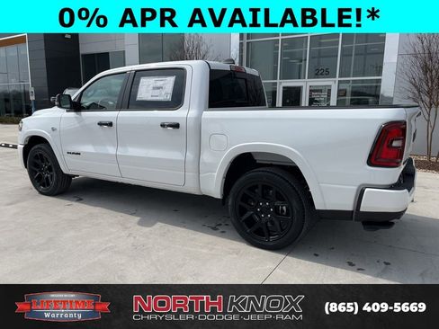 New 2026 RAM 1500 Laramie AWD/4WD image 17
