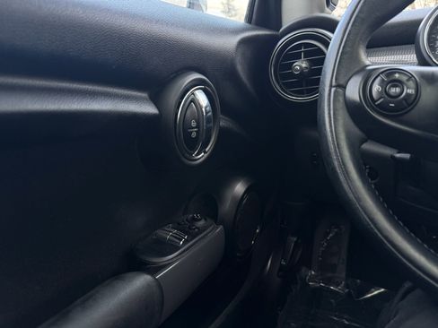 Used 2014 MINI Cooper 2-Door Hardtop image 22