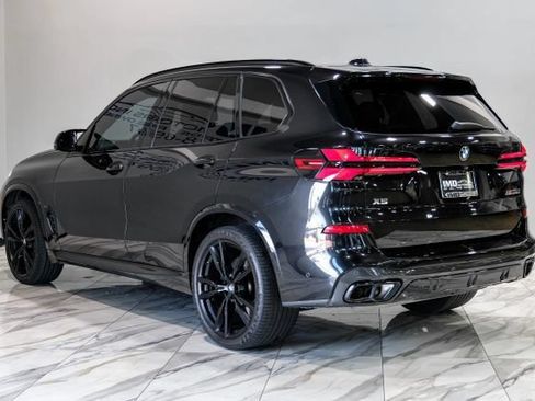 Used 2024 BMW X5 M60i w/ Parking Assistance Package AWD/4WD image 12