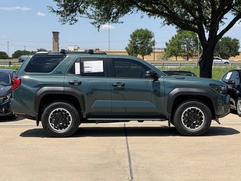 New 2026 Toyota 4Runner TRD Off-Road Premium AWD/4WD image 3
