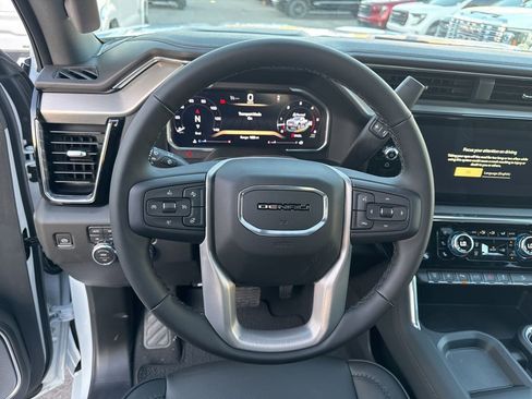 New 2026 GMC Sierra 2500 Denali w/ Denali Reserve Package image 15