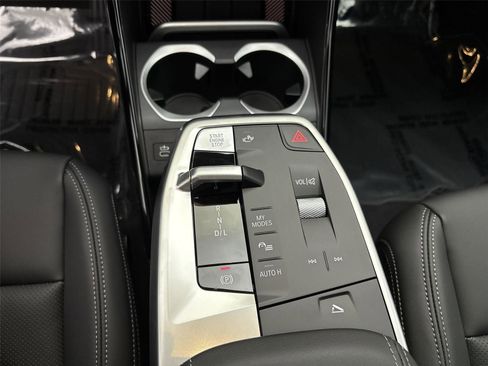 New 2026 BMW X1 xDrive28i w/ Technology Package AWD/4WD image 23