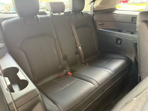 Used 2024 MAZDA CX-90 Plug-In Hybrid w/ Preferred AWD/4WD image 8