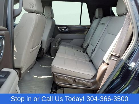 Used 2024 GMC Yukon SLT AWD/4WD image 14