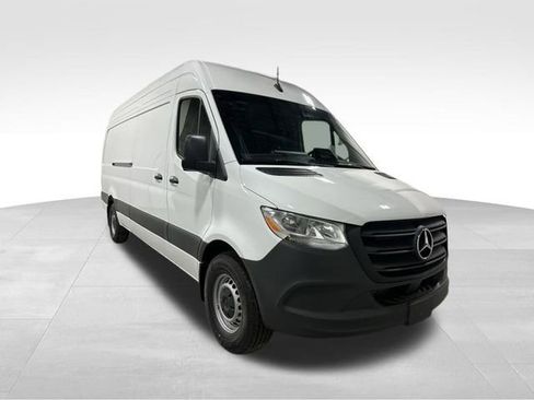 New 2026 Mercedes-Benz Sprinter 2500 image 3