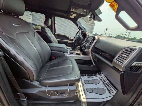 Used 2015 Ford F150 Platinum w/ Equipment Group 701A Luxury AWD/4WD image 22