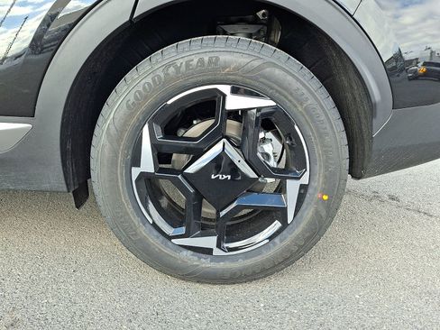New 2026 Kia Sportage EX AWD/4WD image 5