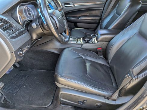 Used 2015 Chrysler 300 Limited w/ 300 Premium Group image 24