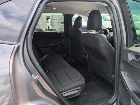 Certified 2025 Ford Escape Active w/ Cold Weather Package AWD/4WD image 18