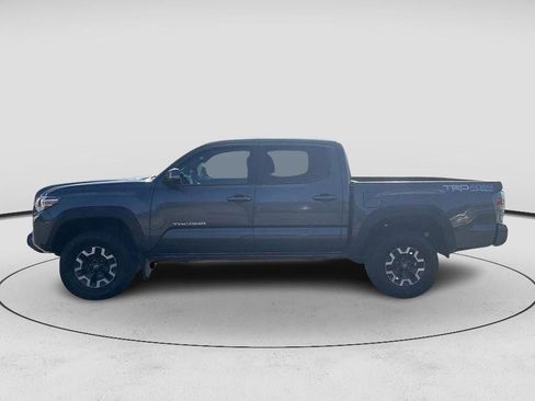 Used 2021 Toyota Tacoma TRD Off-Road w/ Technology Package AWD/4WD image 2