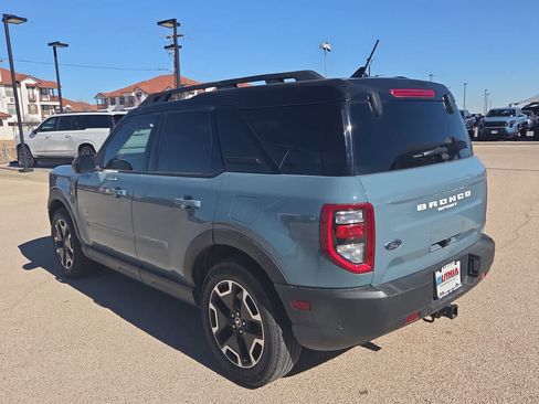 Used 2022 Ford Bronco Sport Outer Banks w/ Tech Package image 12