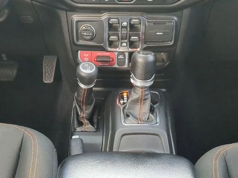 Used 2021 Jeep Gladiator Mojave w/ Trailer Tow Package image 19