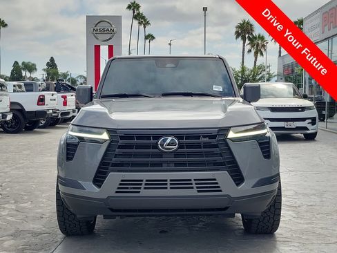 Used 2024 Lexus GX 550 w/ Cold Area Package AWD/4WD image 28