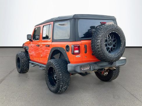 Used 2018 Jeep Wrangler Unlimited Sport AWD/4WD image 5