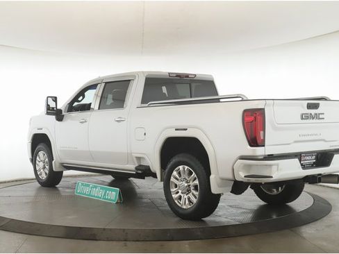 Used 2022 GMC Sierra 2500 Denali w/ Denali Ultimate Package image 8