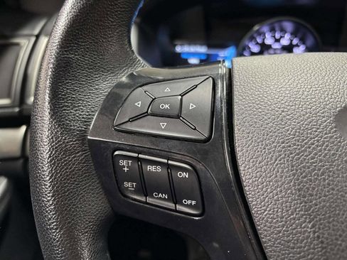 Used 2018 Ford Explorer XLT w/ Equipment Group 202A image 37
