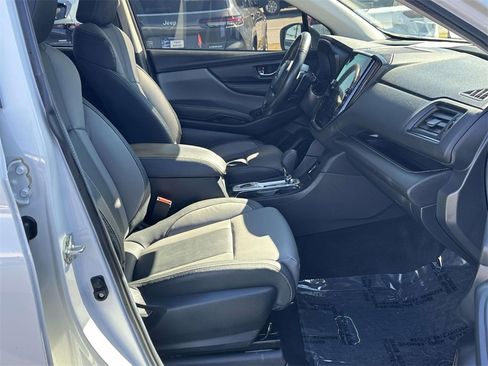 Used 2023 Subaru Ascent Onyx Edition image 6
