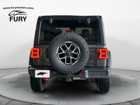 Used 2024 Jeep Wrangler Rubicon AWD/4WD image 4