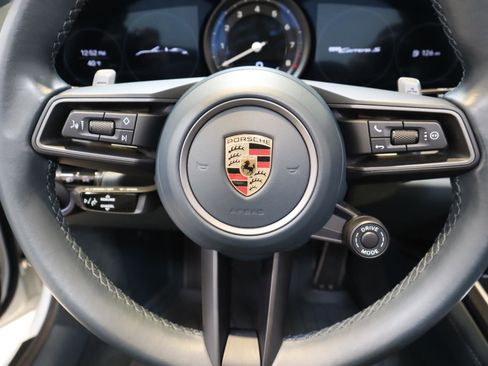 Used 2021 Porsche 911 Carrera S image 24