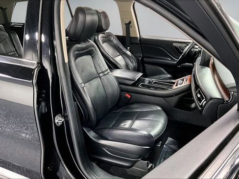 Used 2020 Lincoln Aviator Reserve w/ Equipment Group 201A AWD/4WD image 28