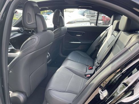 Used 2025 Mercedes-Benz C 300 Sedan w/ Winter Package image 13