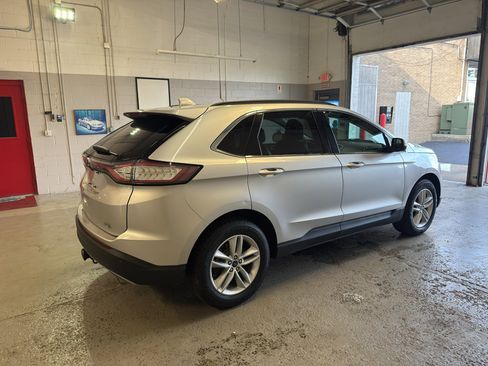 Used 2015 Ford Edge SEL w/ Equipment Group 201A AWD/4WD image 8