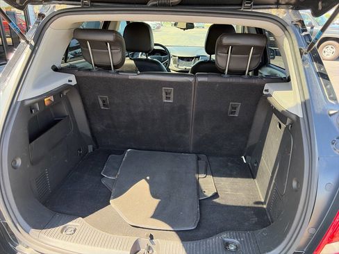 Used 2020 Chevrolet Trax LT w/ LT Convenience Package image 12